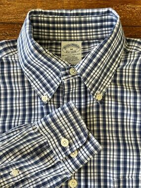 Brooks Brothers 1818 Long Sleeve Button Up Shirt Navy White Plaid Medium